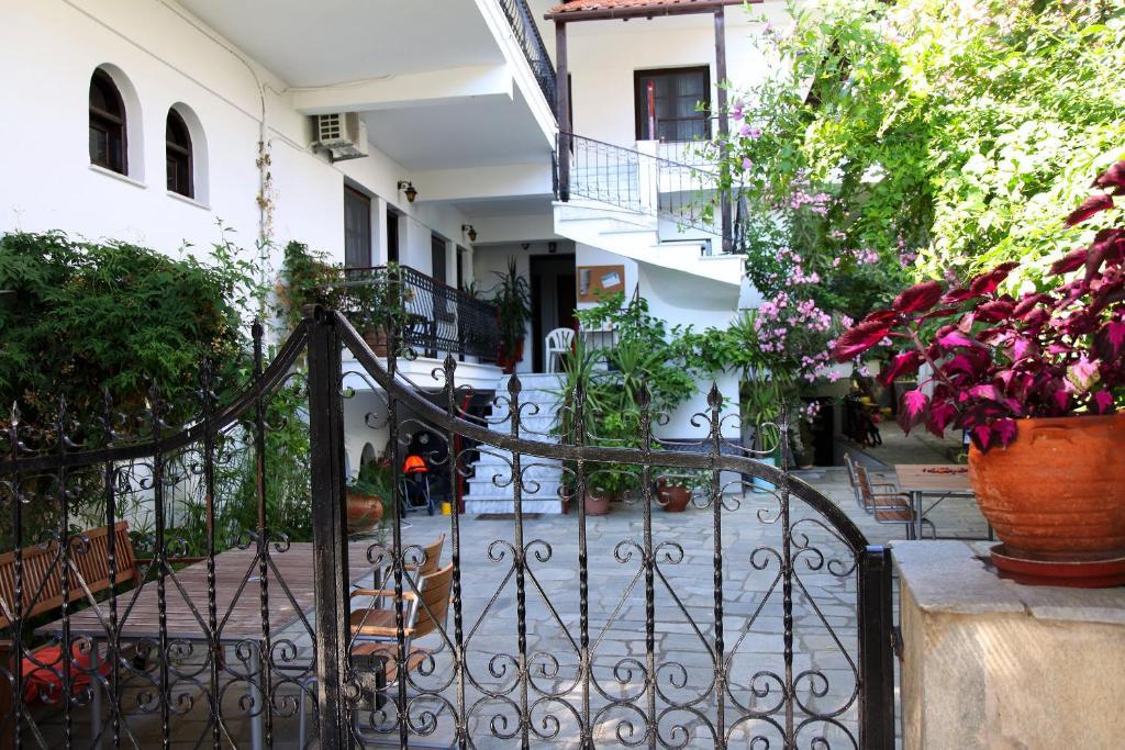 Pension Aldebaran Hotel Potos Exterior photo