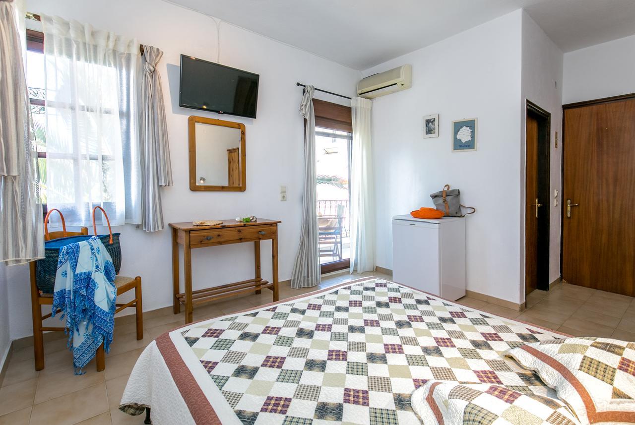 Pension Aldebaran Hotel Potos Exterior photo